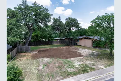 2206 W 49th Street, Austin, TX 78756 - Photo 3