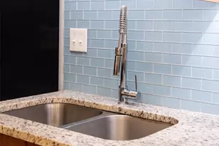 1309 E 52nd St, Austin, TX 78723 - Photo 7