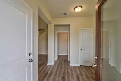 10324 Bankhead Drive, Austin, TX 78747 - Photo 13