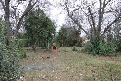 1408 E Avenue D, Temple, TX 76501 - Photo 17