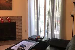 114 E 31st St, Austin, TX 78705 - Photo 3