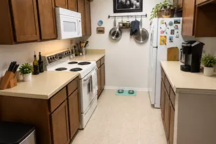 114 E 31st St, Austin, TX 78705 - Photo 3