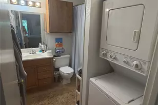 114 E 31st St, Austin, TX 78705 - Photo 11