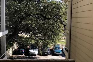 114 E 31st St, Austin, TX 78705 - Photo 13