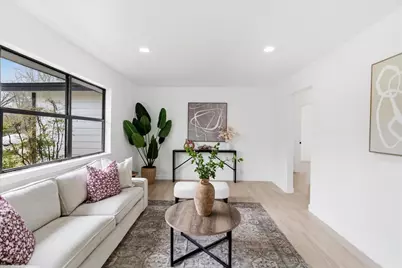 1109 Arcadia Avenue, Austin, TX 78757 - Photo 7