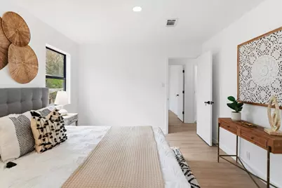 1109 Arcadia Avenue, Austin, TX 78757 - Photo 3