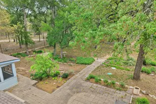 161 Shady Oaks Loop, Cedar Creek, TX 78612 - Photo 7