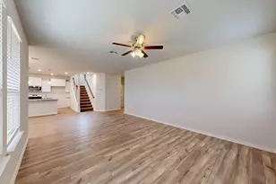 210 Dora Dr, Killeen, TX 76542 - Photo 9