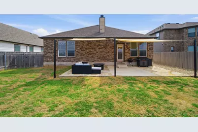 312 Linden Street, Bastrop, TX 78602 - Photo 31