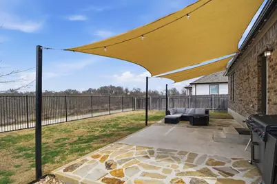 312 Linden Street, Bastrop, TX 78602 - Photo 33