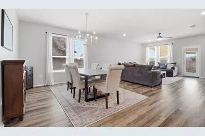 312 Linden Street, Bastrop, TX 78602 - Photo 11