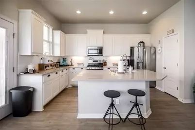 18003 Pomelo Lane #B, Pflugerville, TX 78660 - Photo 7