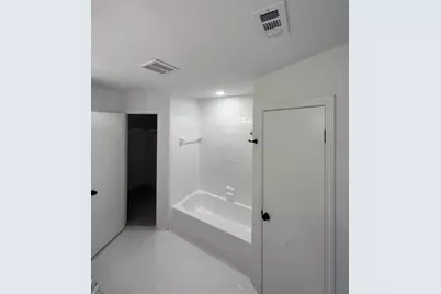 11612 Ruffed Grouse Drive, Austin, TX 78758 - Photo 19