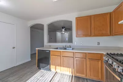 202 Golden Gate Drive, Leander, TX 78641 - Photo 5