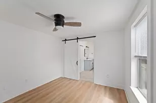 2208 Santa Rita St, Austin, TX 78702 - Photo 13