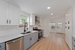 2208 Santa Rita St, Austin, TX 78702 - Photo 9