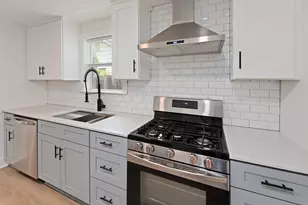 2208 Santa Rita St, Austin, TX 78702 - Photo 11