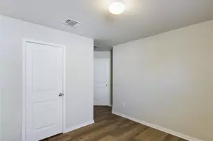 114 Cranbrook Ln, Hutto, TX 78634 - Photo 15