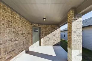 114 Cranbrook Ln, Hutto, TX 78634 - Photo 3