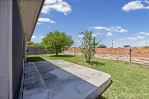 1113 April Meadows Loop, Georgetown, TX 78626 - Photo 21