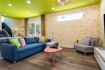 2415 E 10th Street, Austin, TX 78702 - Photo 9