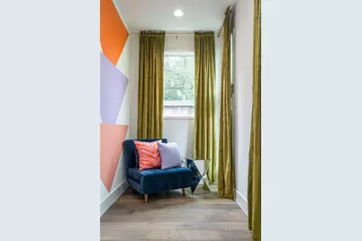 2415 E 10th Street, Austin, TX 78702 - Photo 11