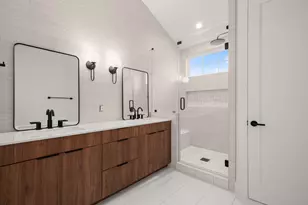 601 Vermont Rd, Austin, TX 78702 - Photo 9