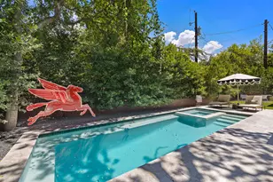 2304 Greenlee Dr, Austin, TX 78703 - Photo 35