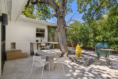 2304 Greenlee Drive, Austin, TX 78703 - Photo 39
