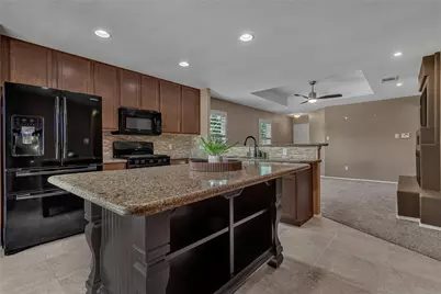 112 Willow Leaf Lane, Buda, TX 78610 - Photo 9