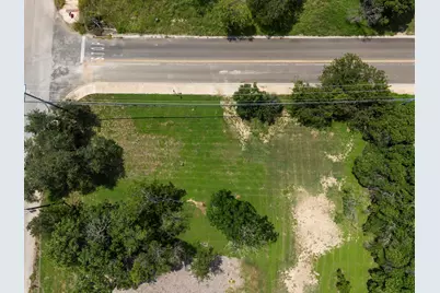 1410 N Bishop Street, San Marcos, TX 78666 - Photo 3