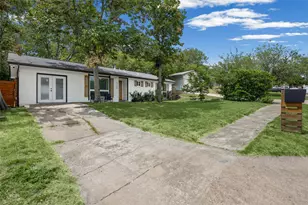 5206 Emerald Forest Dr, Austin, TX 78745 - Photo 19