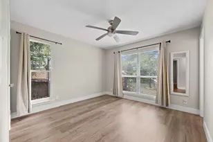 5206 Emerald Forest Dr, Austin, TX 78745 - Photo 11