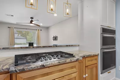 5206 Emerald Forest Drive, Austin, TX 78745 - Photo 5