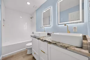 5206 Emerald Forest Dr, Austin, TX 78745 - Photo 13