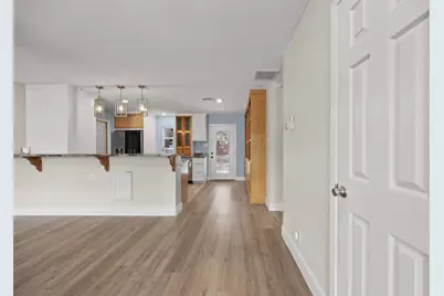 5206 Emerald Forest Drive, Austin, TX 78745 - Photo 9