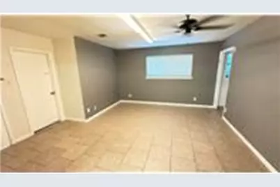 1201 S Mays Street, Round Rock, TX 78664 - Photo 15
