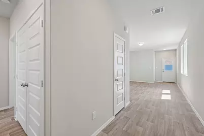 161 Daylily Drive, Elgin, TX 78621 - Photo 5