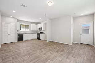 161 Daylily Dr, Elgin, TX 78621 - Photo 9