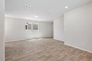 161 Daylily Dr, Elgin, TX 78621 - Photo 11