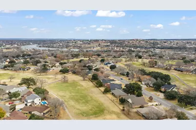 210 Meadowlakes Drive, Meadowlakes, TX 78654 - Photo 25