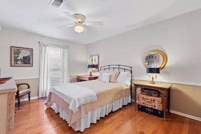 210 Meadowlakes Drive, Meadowlakes, TX 78654 - Photo 13