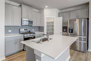 417 Ravens Crst Dr, Hutto, TX 78634 - Photo 5