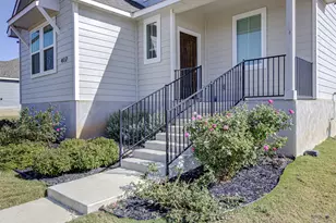 417 Ravens Crst Dr, Hutto, TX 78634 - Photo 3