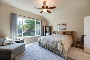 13717 Long Shadow Dr, Manor, TX 78653 - Photo 17