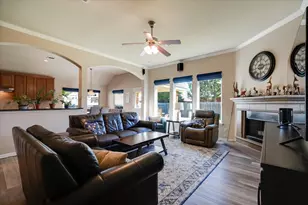 13717 Long Shadow Dr, Manor, TX 78653 - Photo 9