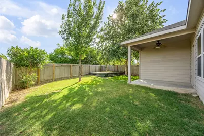 7212 Vail Ridge Street, Austin, TX 78744 - Photo 21