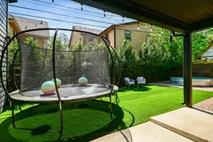 2011 Arpdale St, Austin, TX 78704 - Photo 17