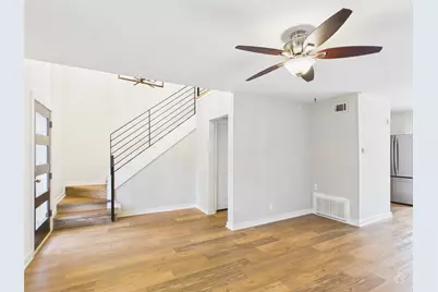 6211 Manor Road #107, Austin, TX 78723 - Photo 3
