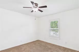 6211 Manor Rd, Austin, TX 78723 - Photo 13